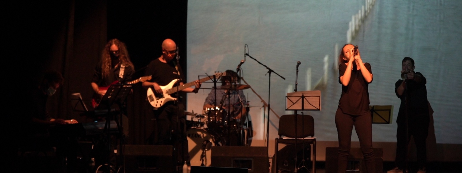 Gaia Slideshow 1